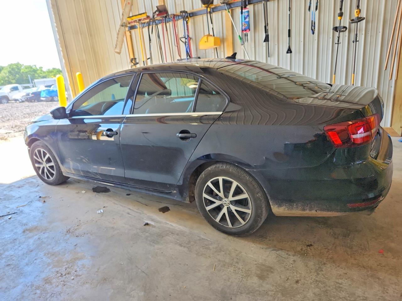 2017 VOLKSWAGEN JETTA