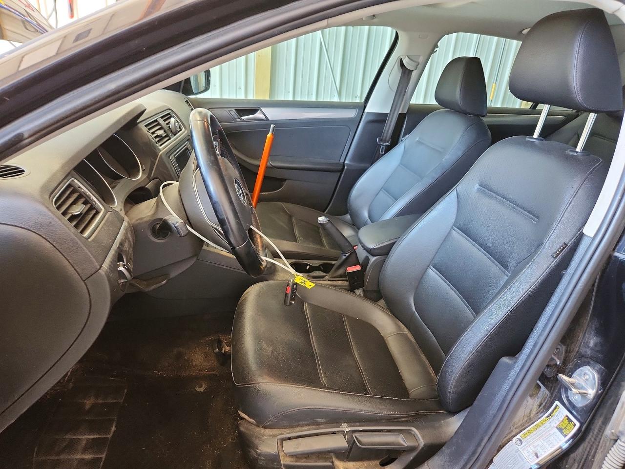 2017 VOLKSWAGEN JETTA