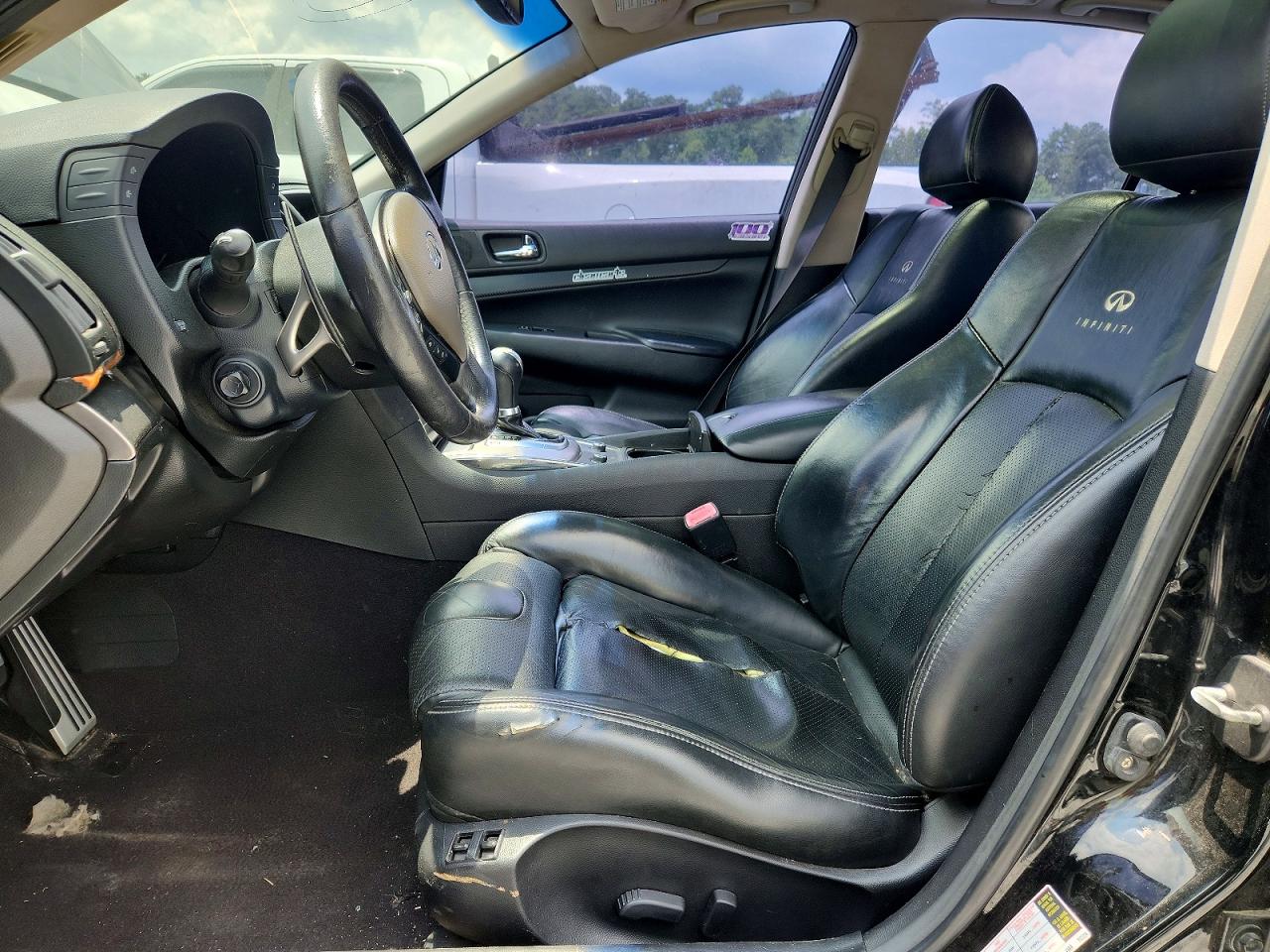 2012 INFINITI G37