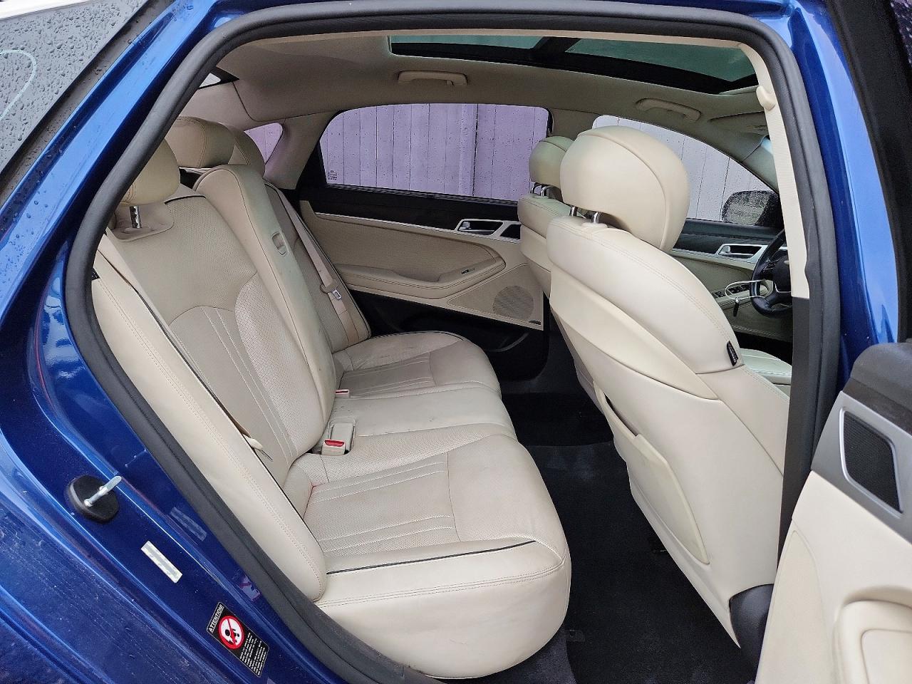 2015 HYUNDAI GENESIS