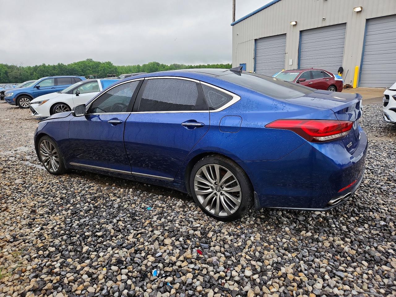 2015 HYUNDAI GENESIS