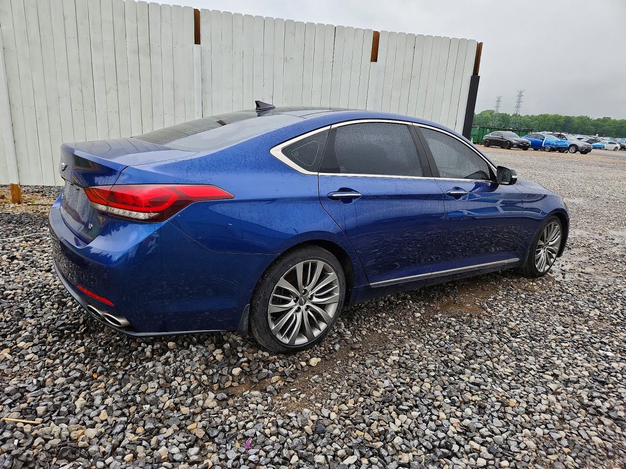 2015 HYUNDAI GENESIS