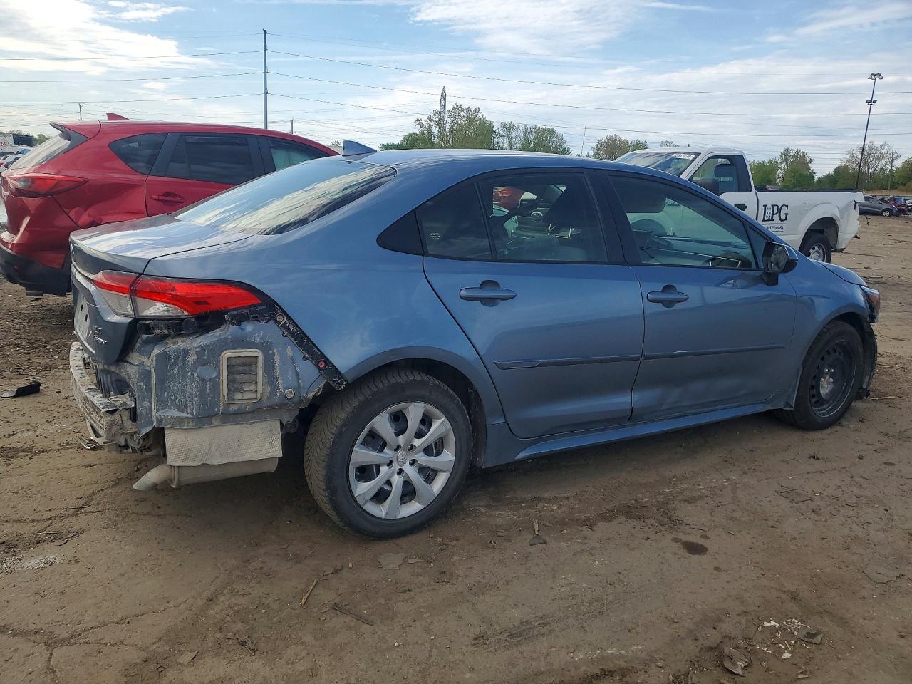 2025 TOYOTA COROLLA