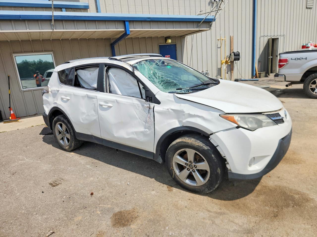 2015 TOYOTA RAV4