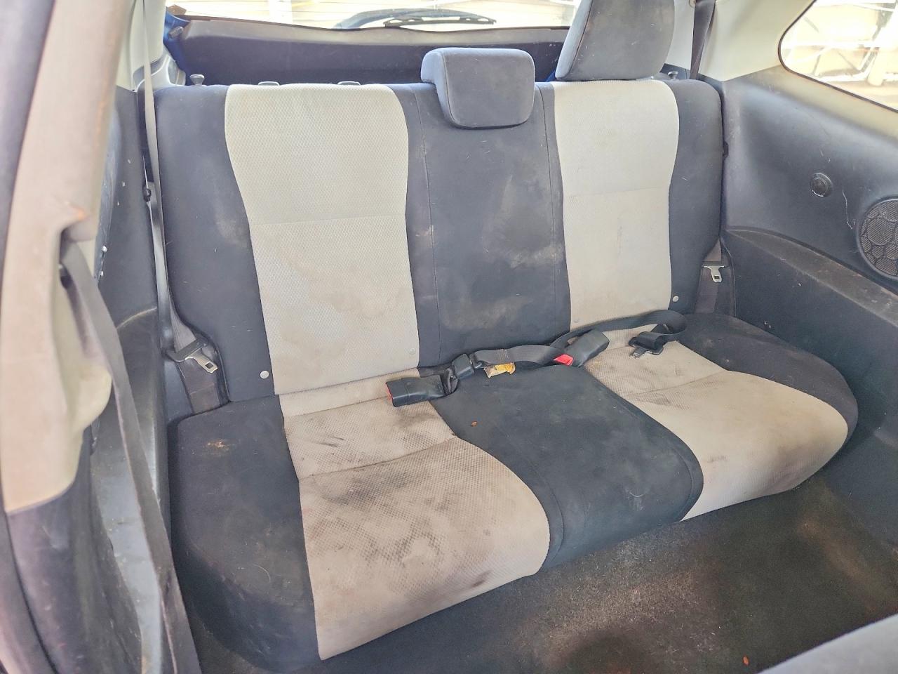 2012 TOYOTA YARIS