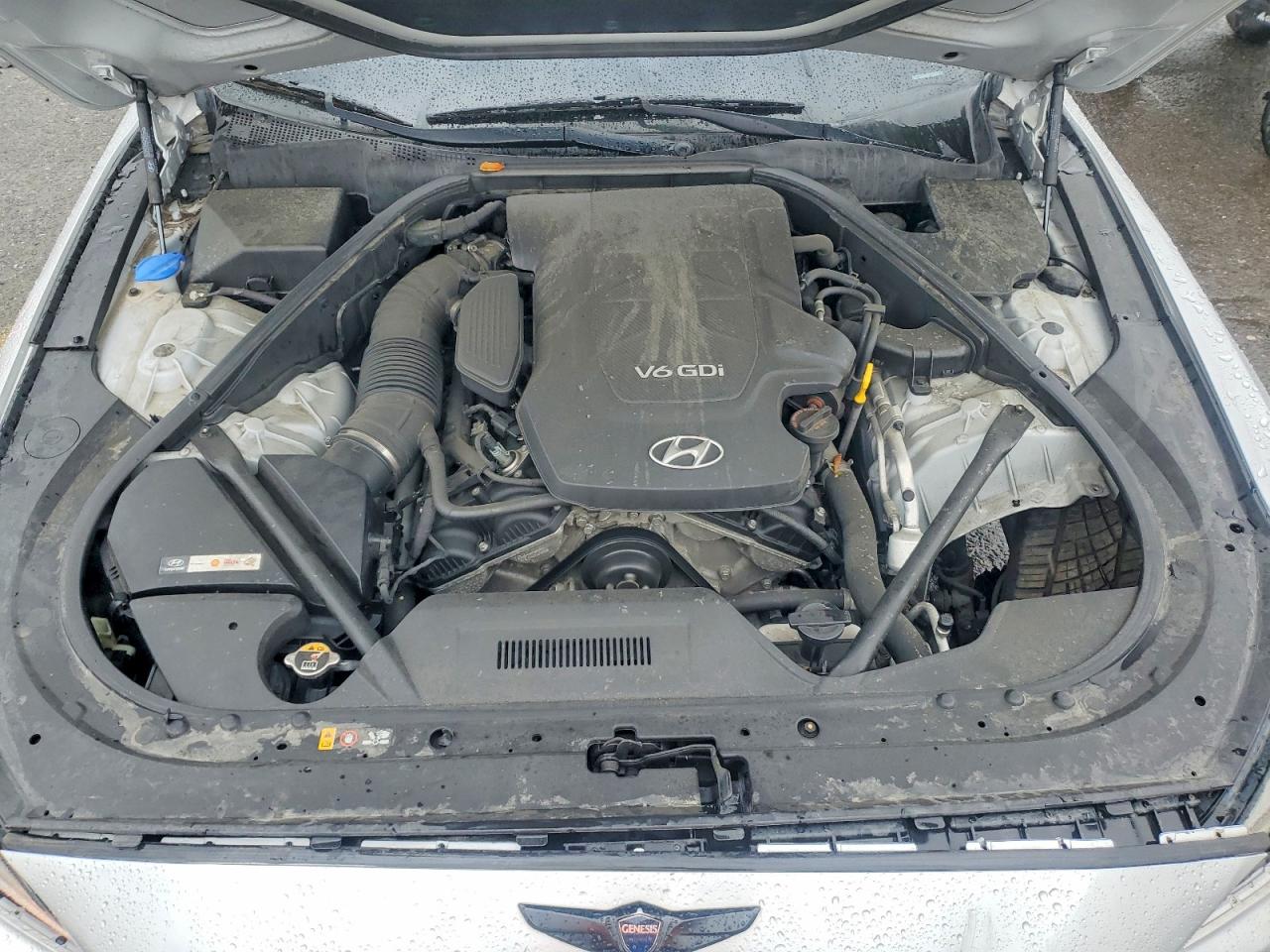 2015 HYUNDAI GENESIS