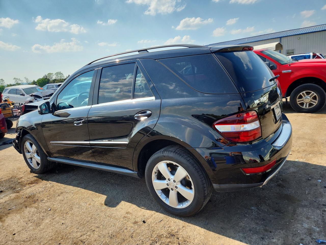 2011 MERCEDES-BENZ M-CLASS