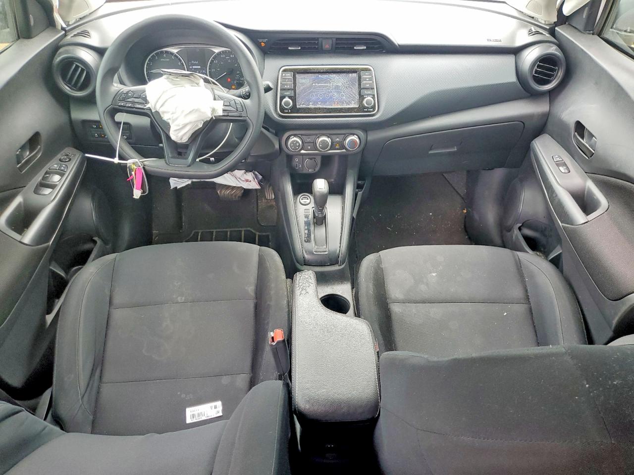 2023 NISSAN KICKS