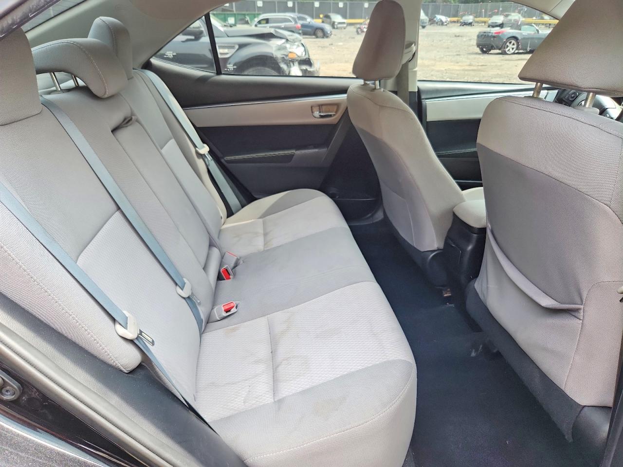 2015 TOYOTA COROLLA