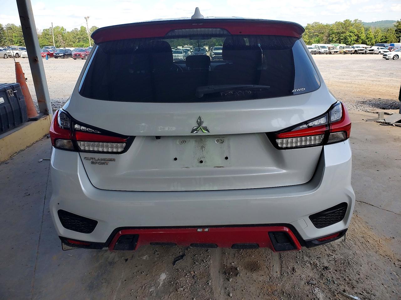 2024 MITSUBISHI OUTLANDER