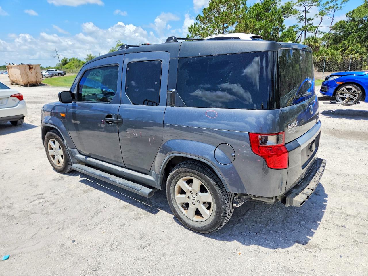 2011 HONDA ELEMENT