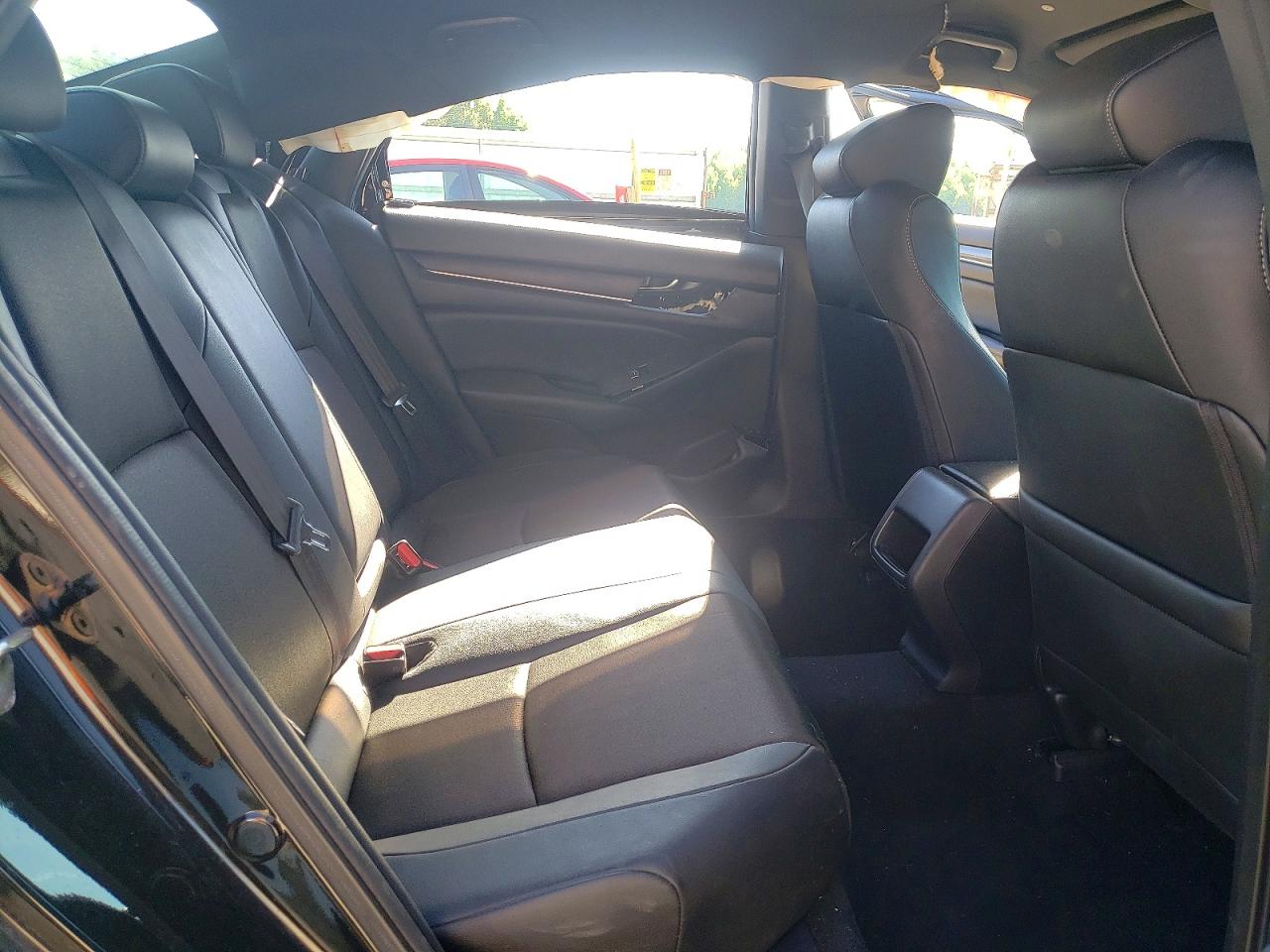 2019 HONDA ACCORD
