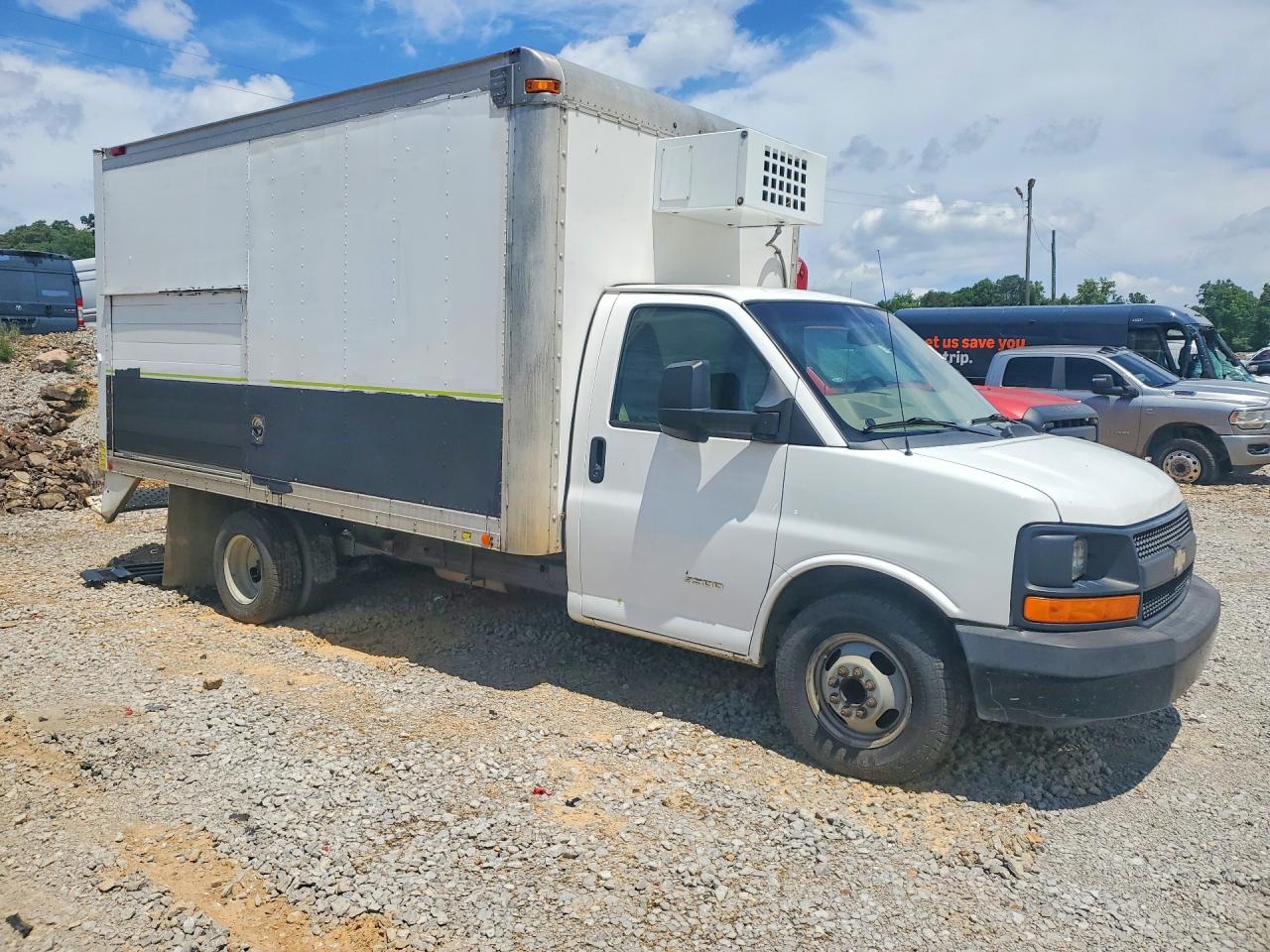 2015 CHEVROLET EXPRESS
