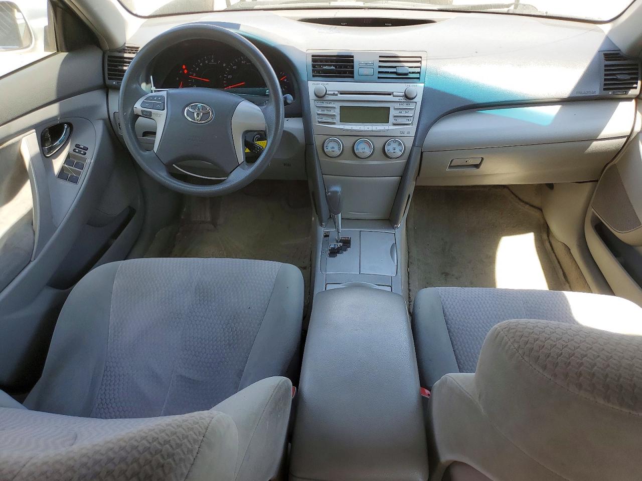 2010 TOYOTA CAMRY