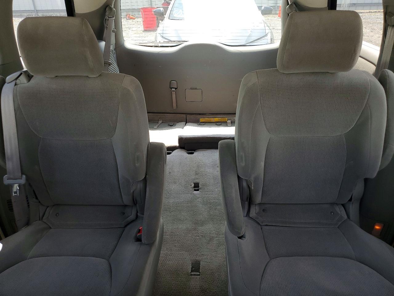 2005 TOYT SIENNA