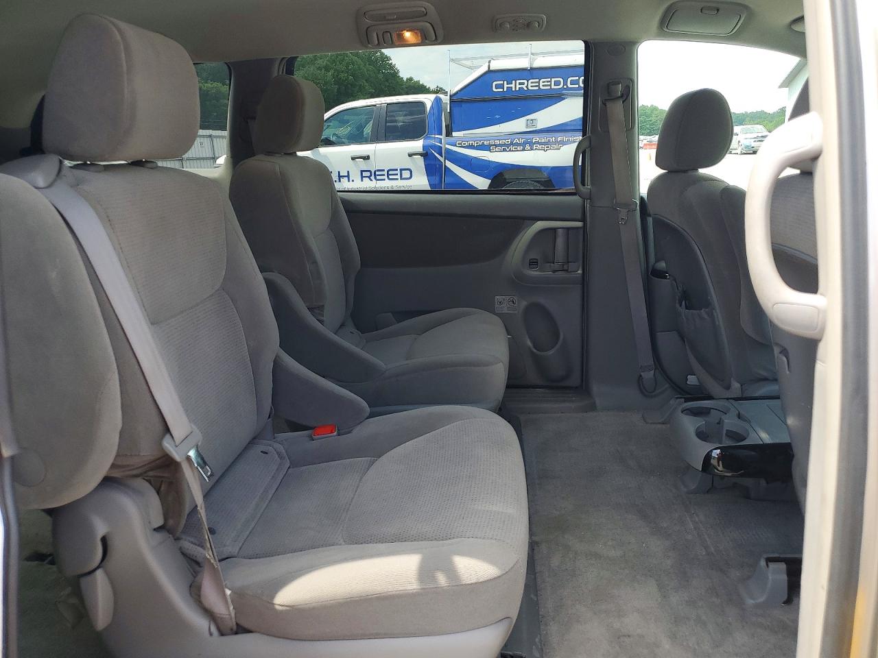 2005 TOYT SIENNA
