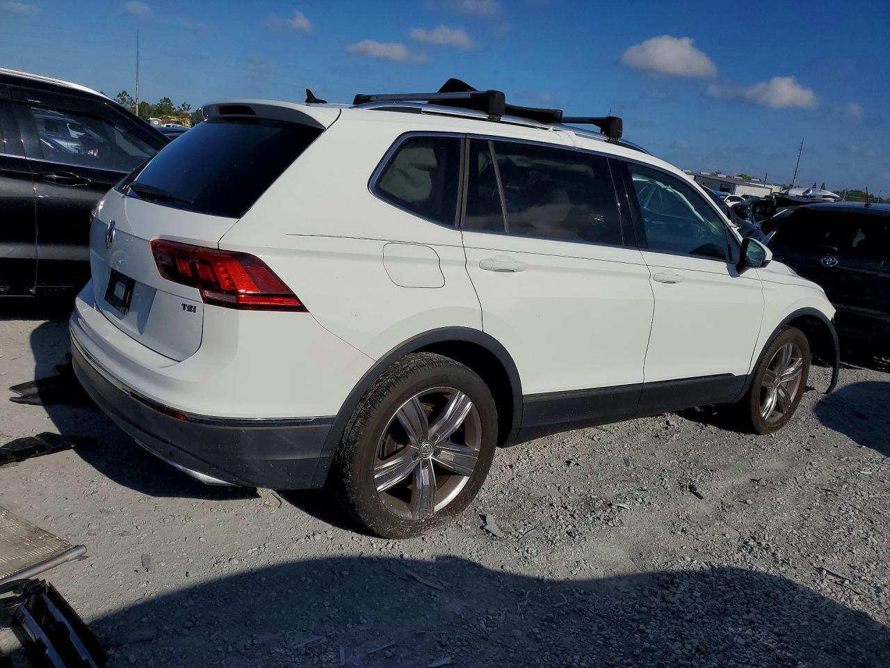 2018 VOLKSWAGEN TIGUAN