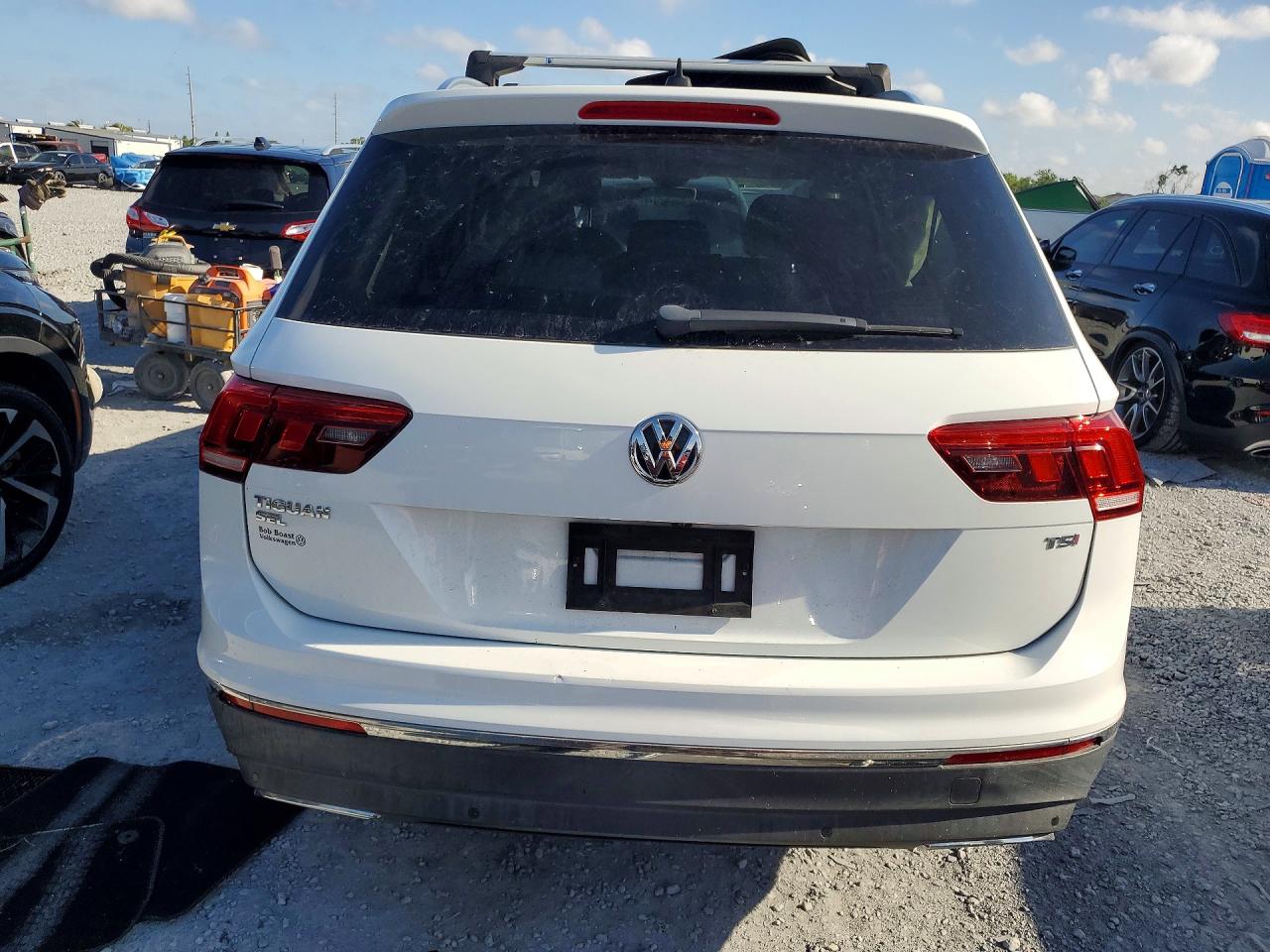 2018 VOLKSWAGEN TIGUAN
