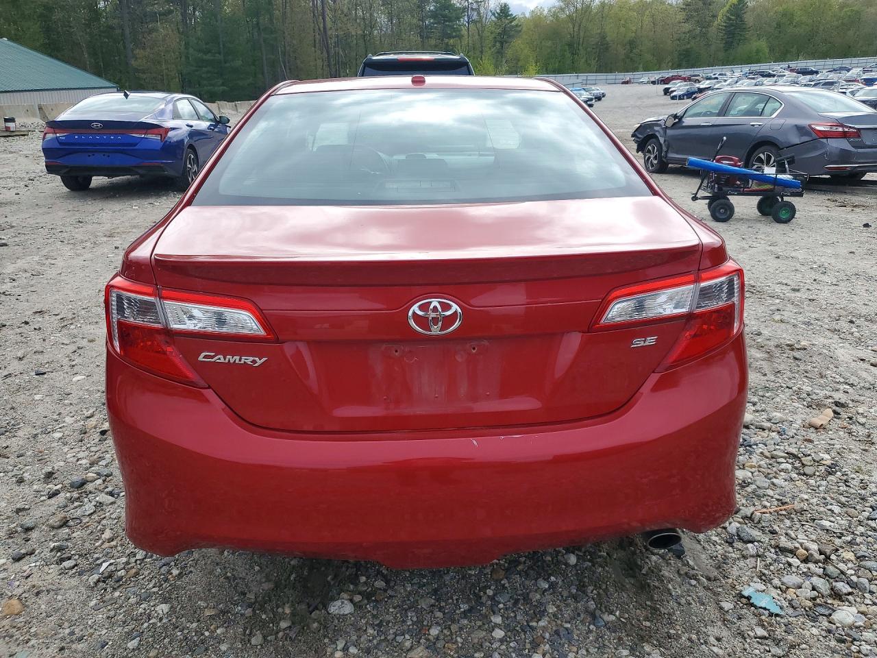 2012 TOYOTA CAMRY