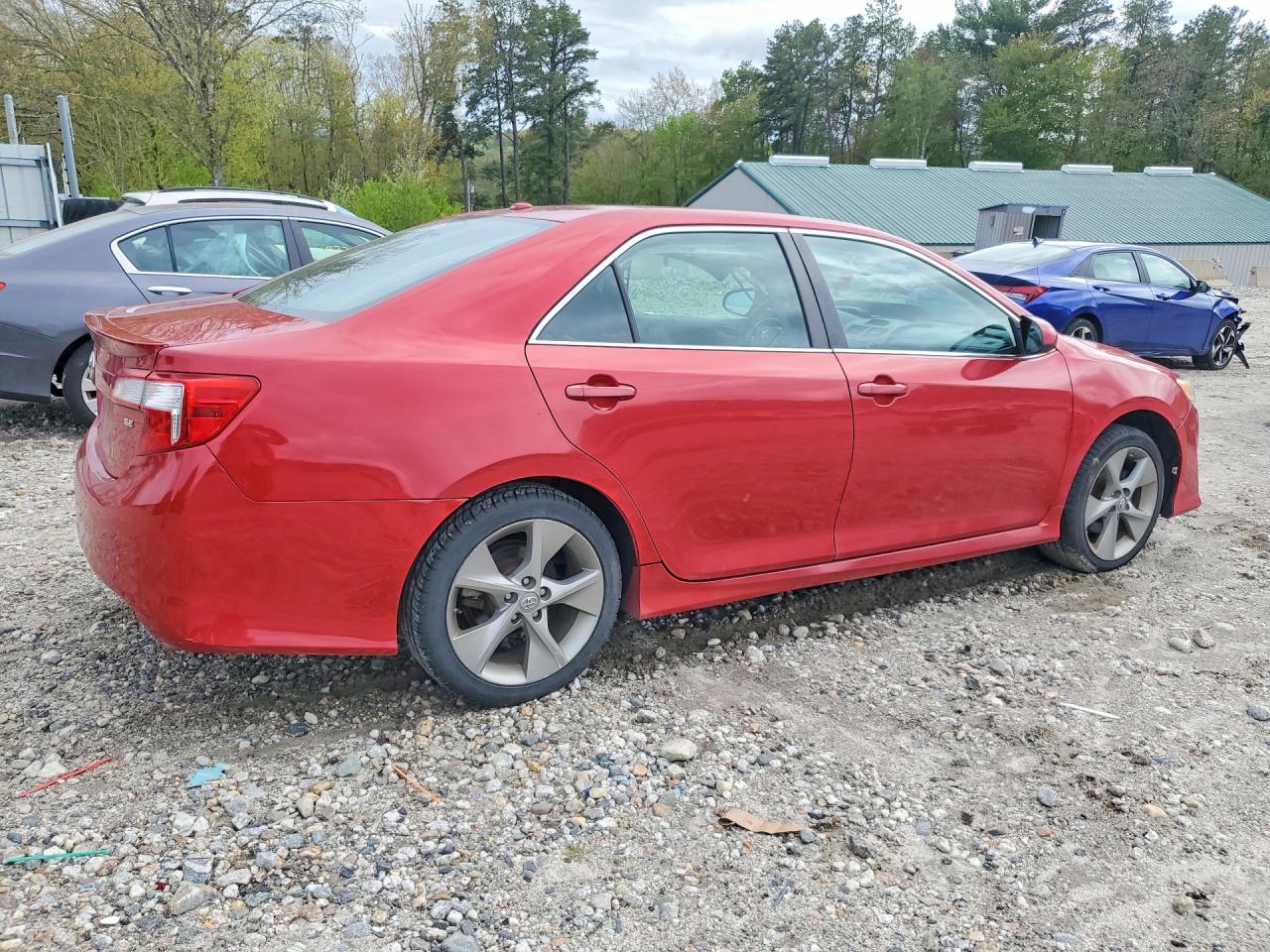 2012 TOYOTA CAMRY