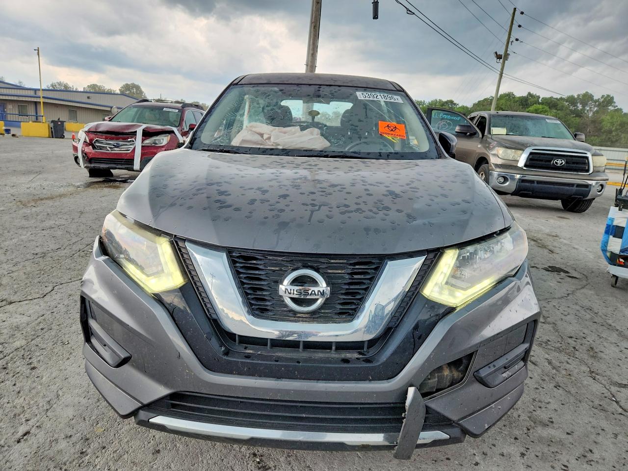 2017 NISSAN ROGUE