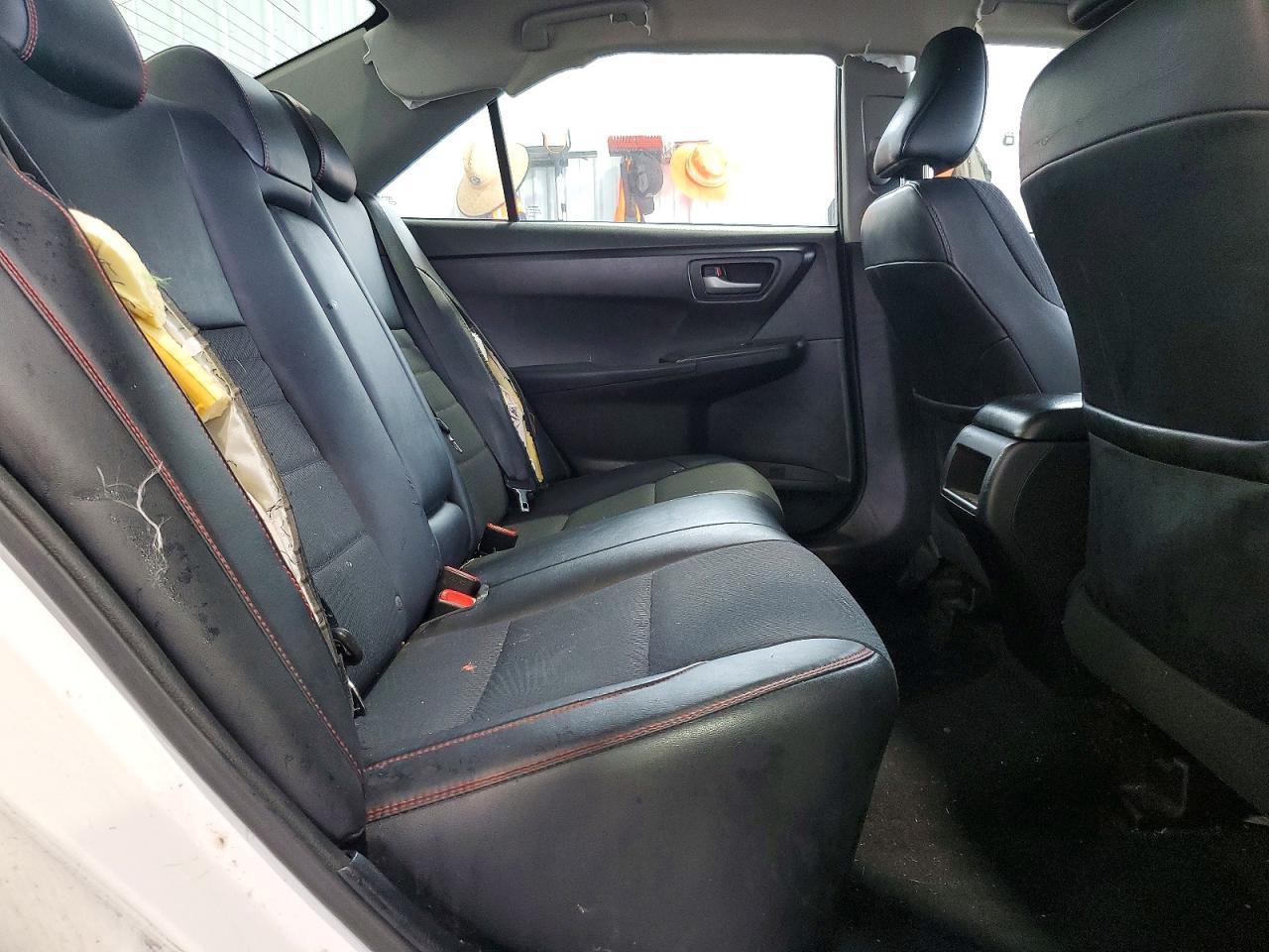 2017 TOYOTA CAMRY