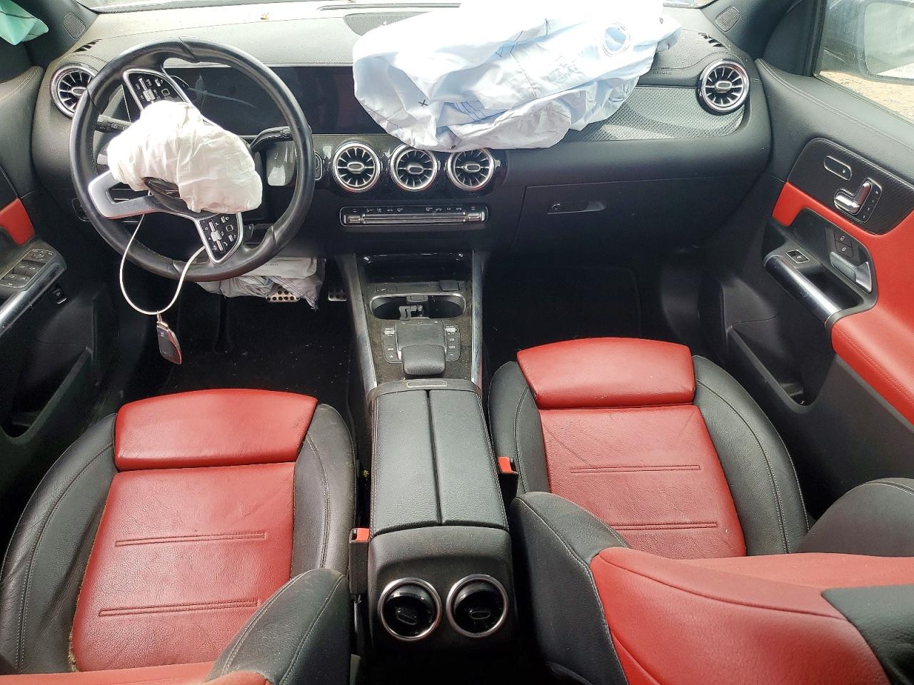 2021 MERCEDES-BENZ GLA-CLASS
