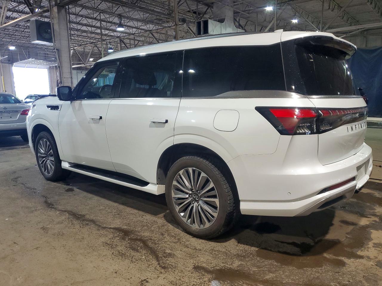 2025 INFINITI QX80