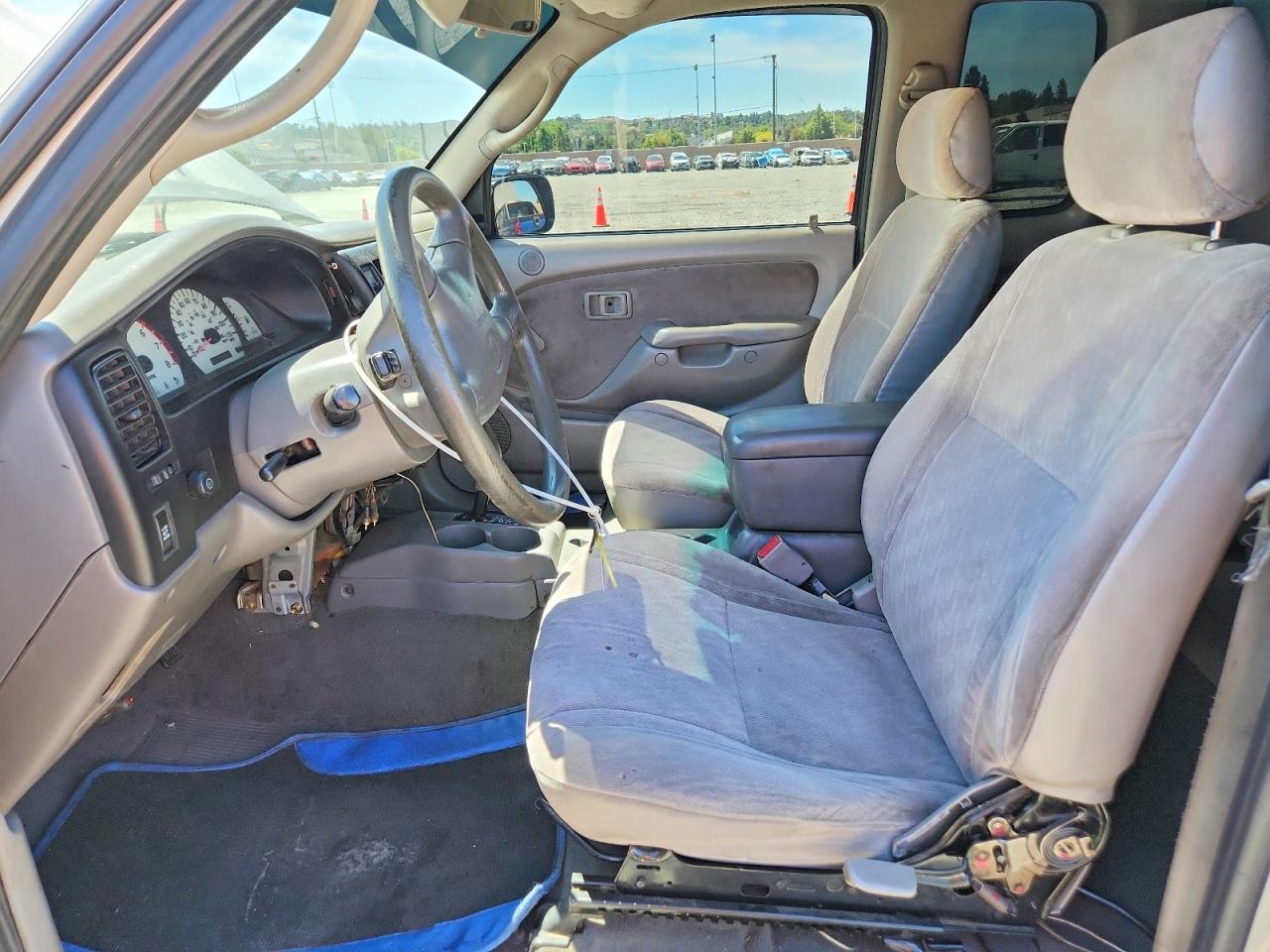 2002 TOYOTA TACOMA