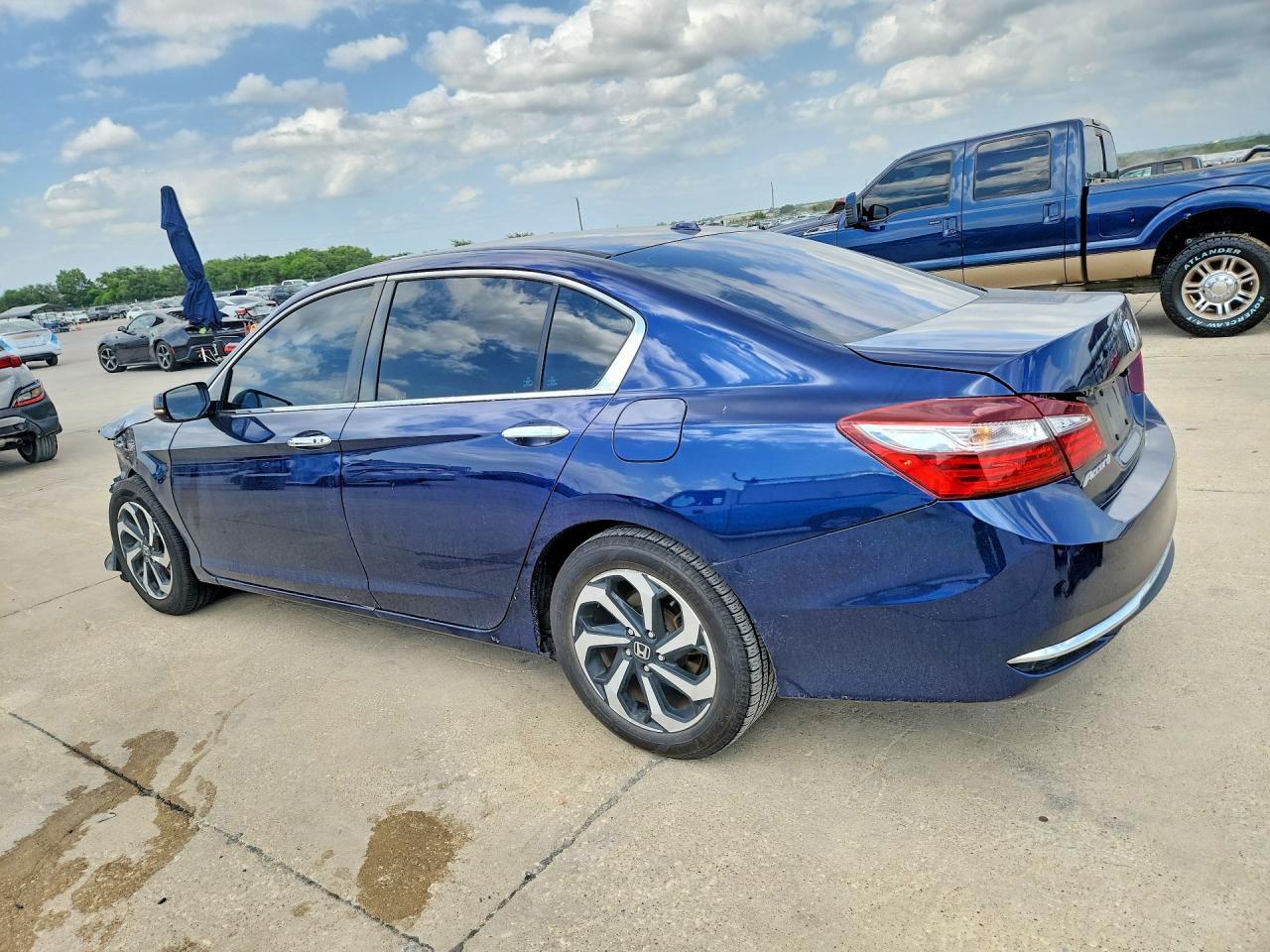 2017 HONDA ACCORD