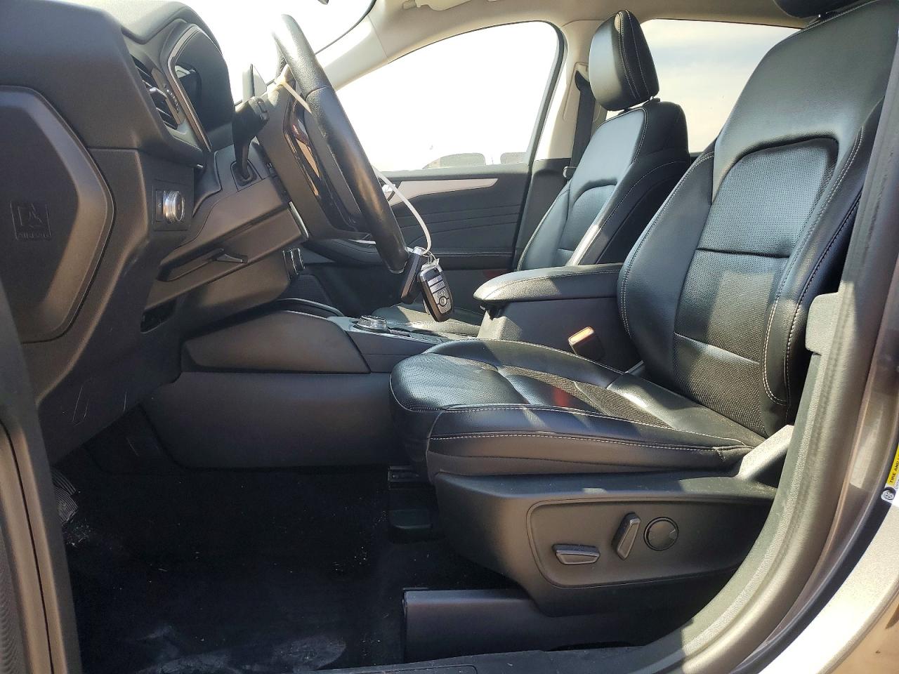 2021 FORD ESCAPE