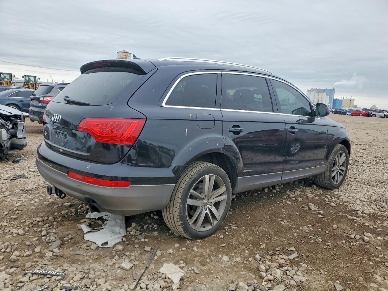2012 AUDI Q7