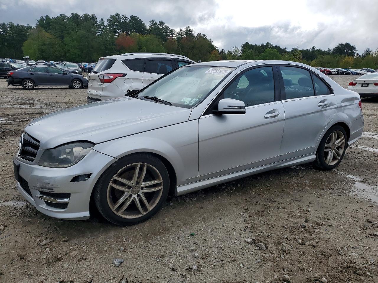 2012 MERCEDES-BENZ C-CLASS