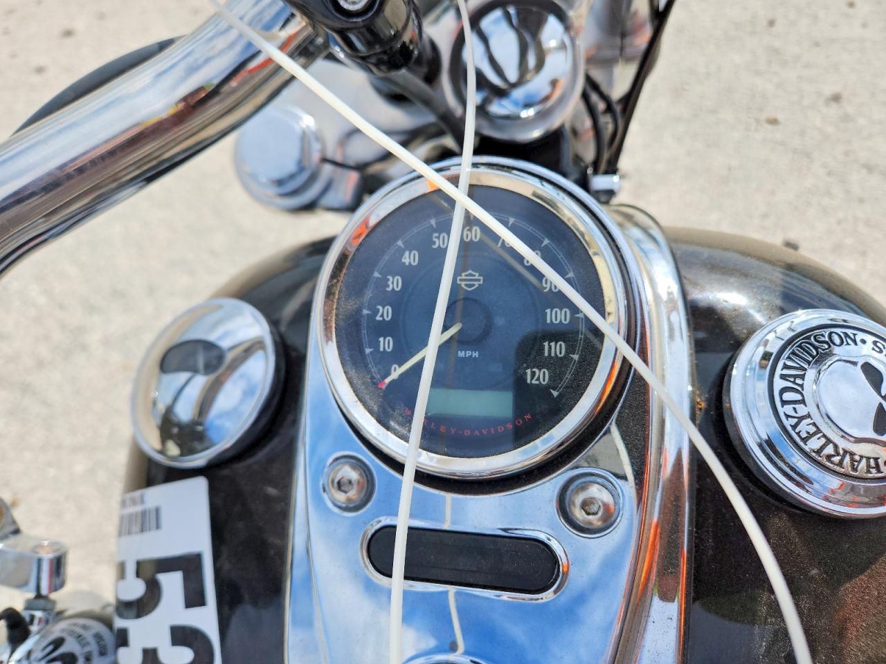 2012 HARLEY-DAVIDSON FX