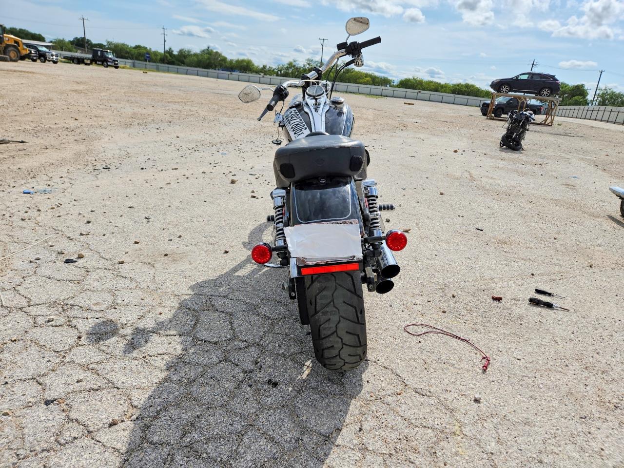 2012 HARLEY-DAVIDSON FX