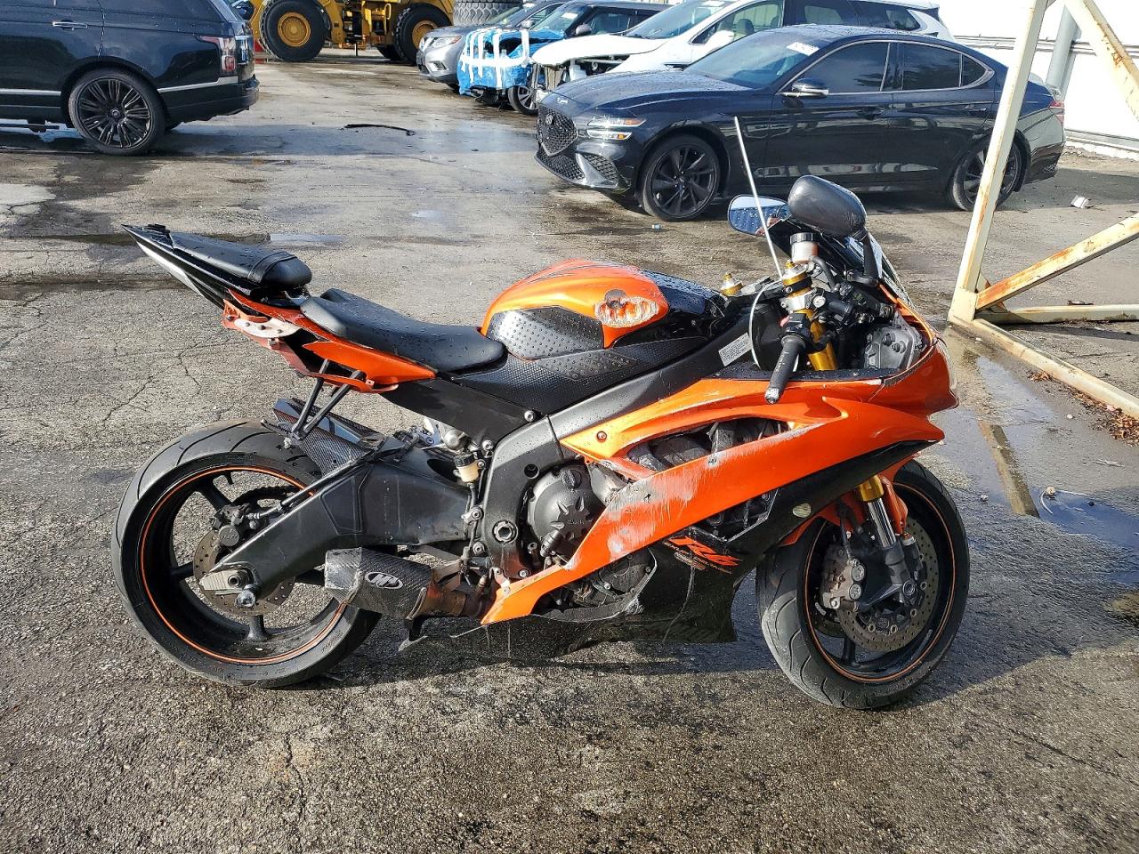 2009 YAMA YZF600