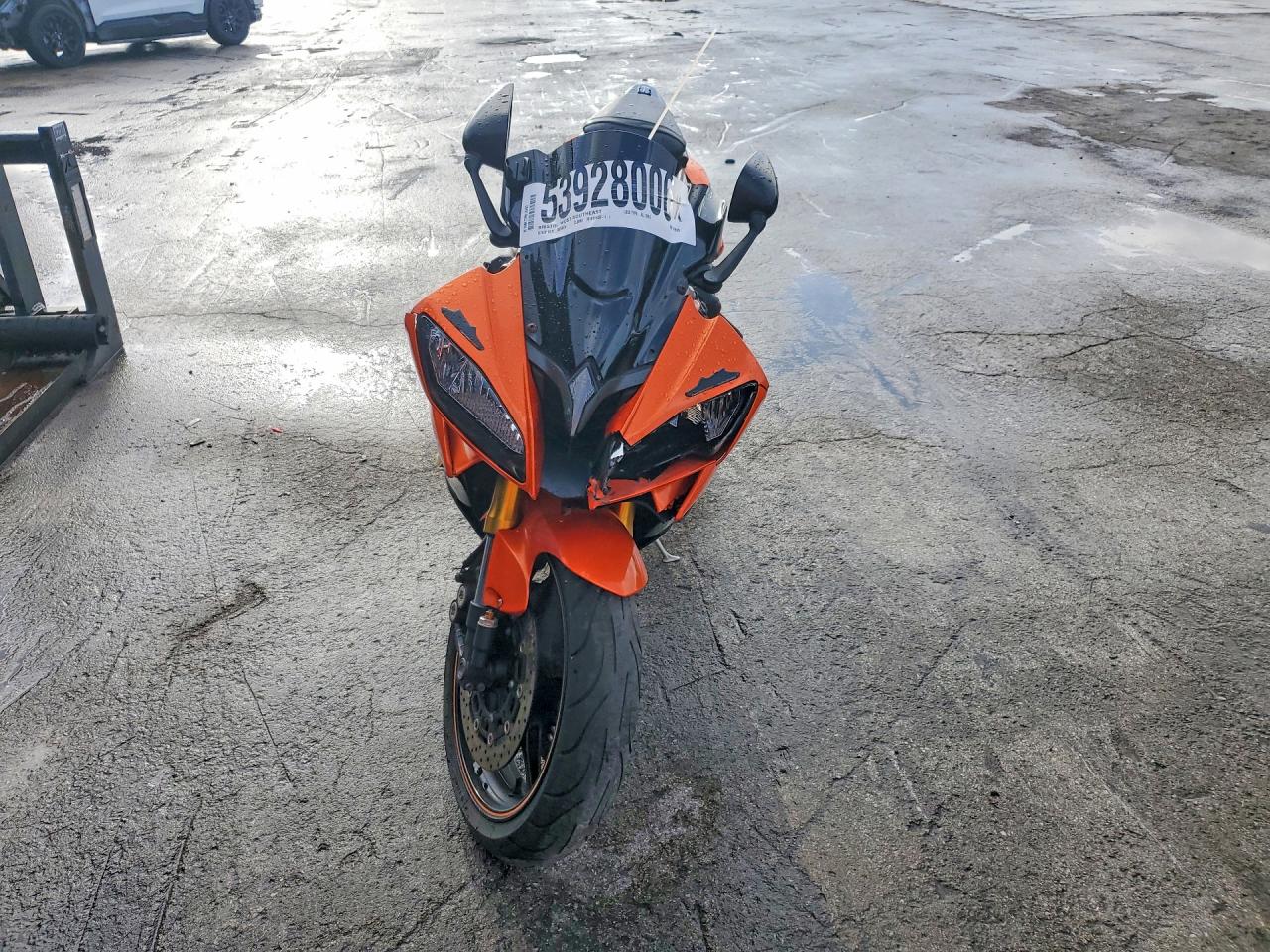 2009 YAMA YZF600