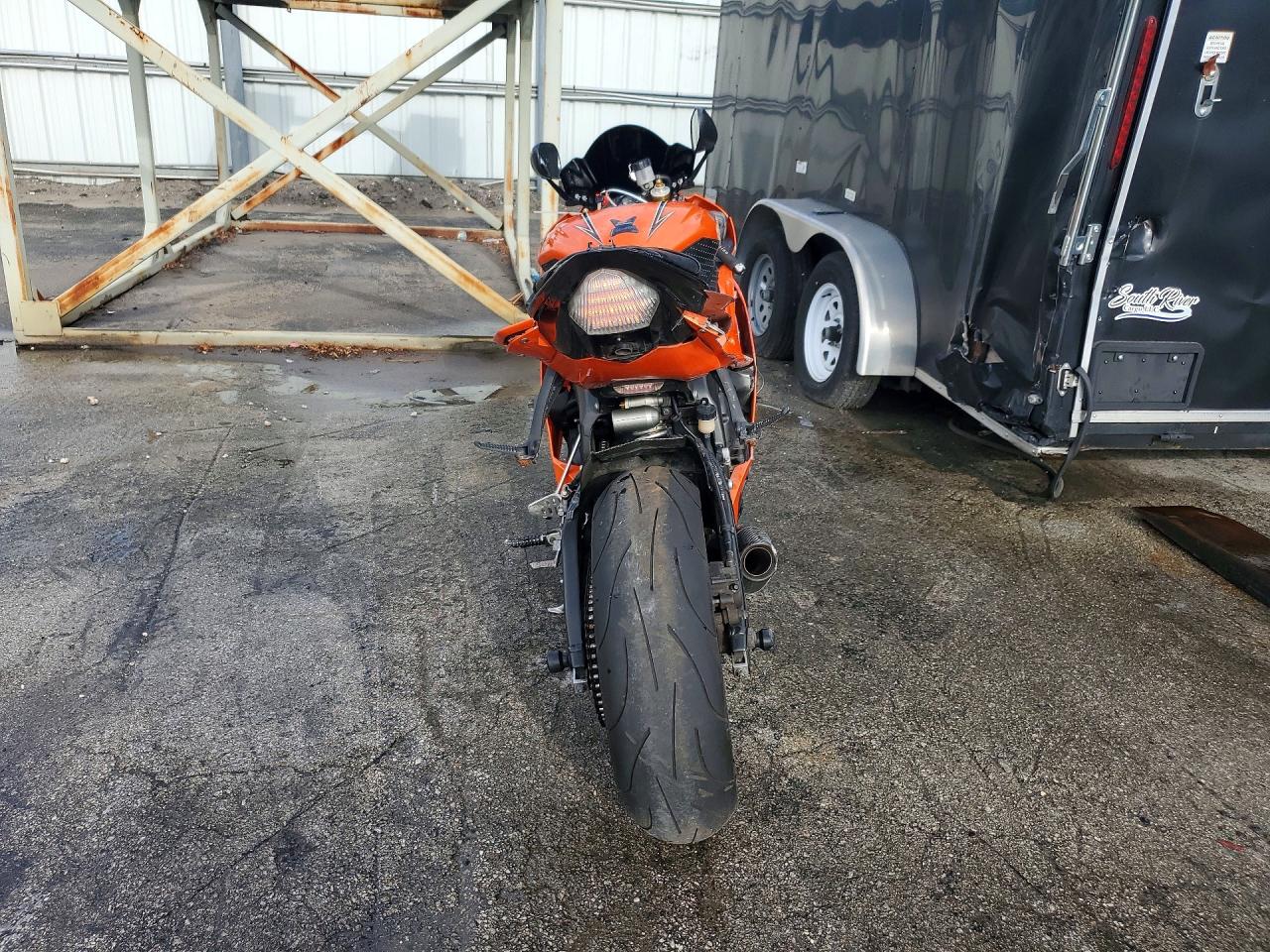 2009 YAMA YZF600