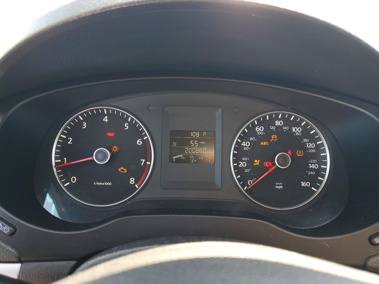 2013 VOLKSWAGEN JETTA