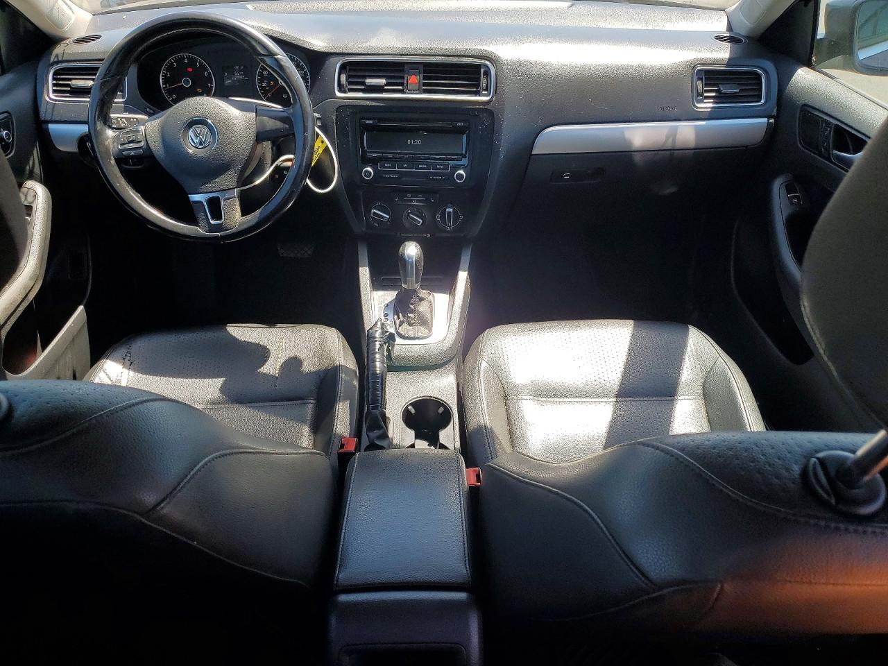 2013 VOLKSWAGEN JETTA