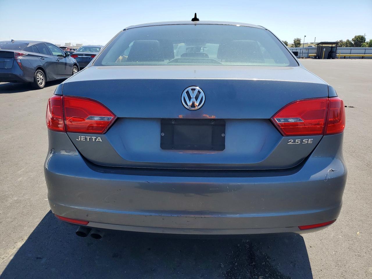 2013 VOLKSWAGEN JETTA