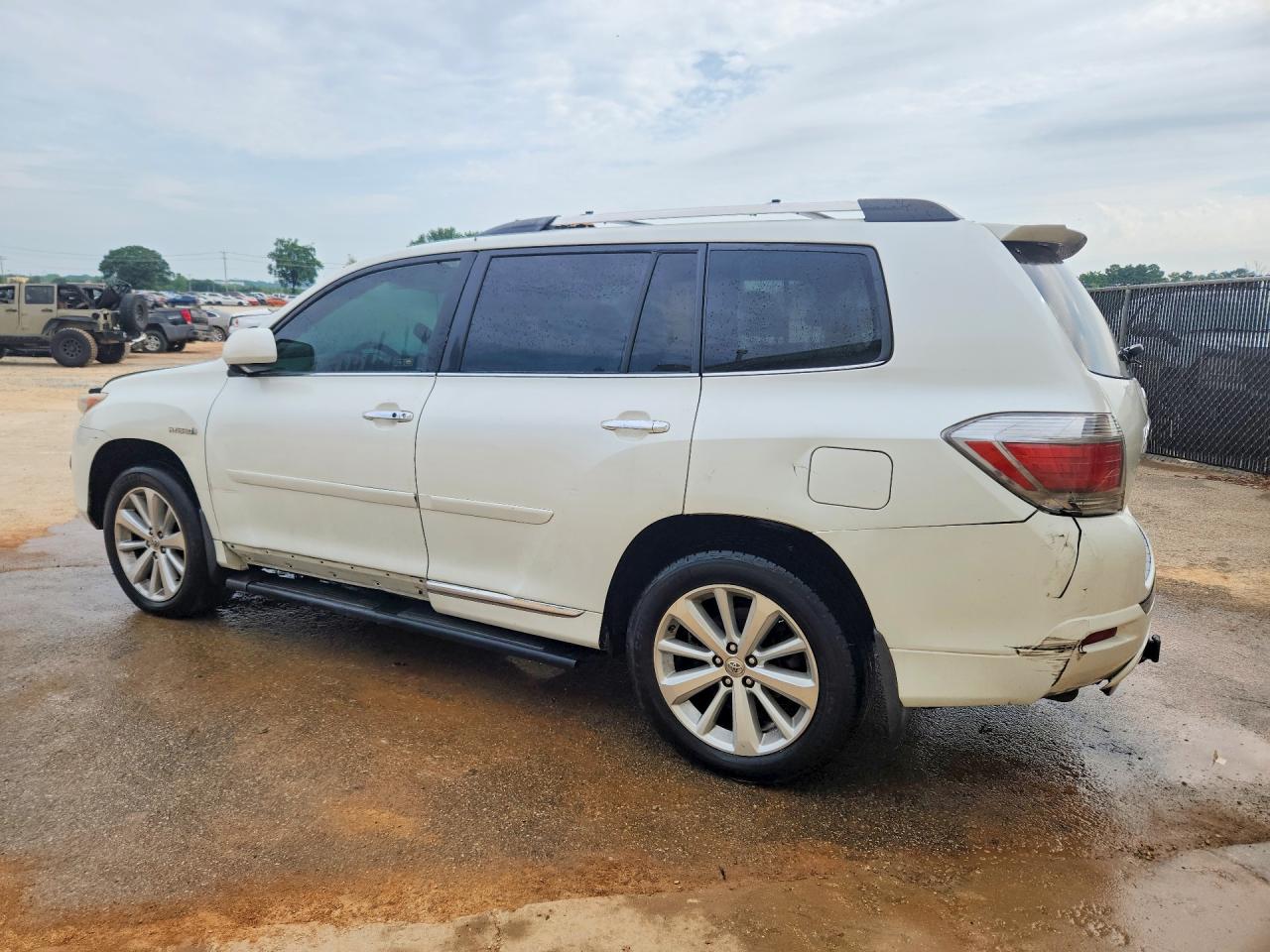 2013 TOYOTA HIGHLANDER
