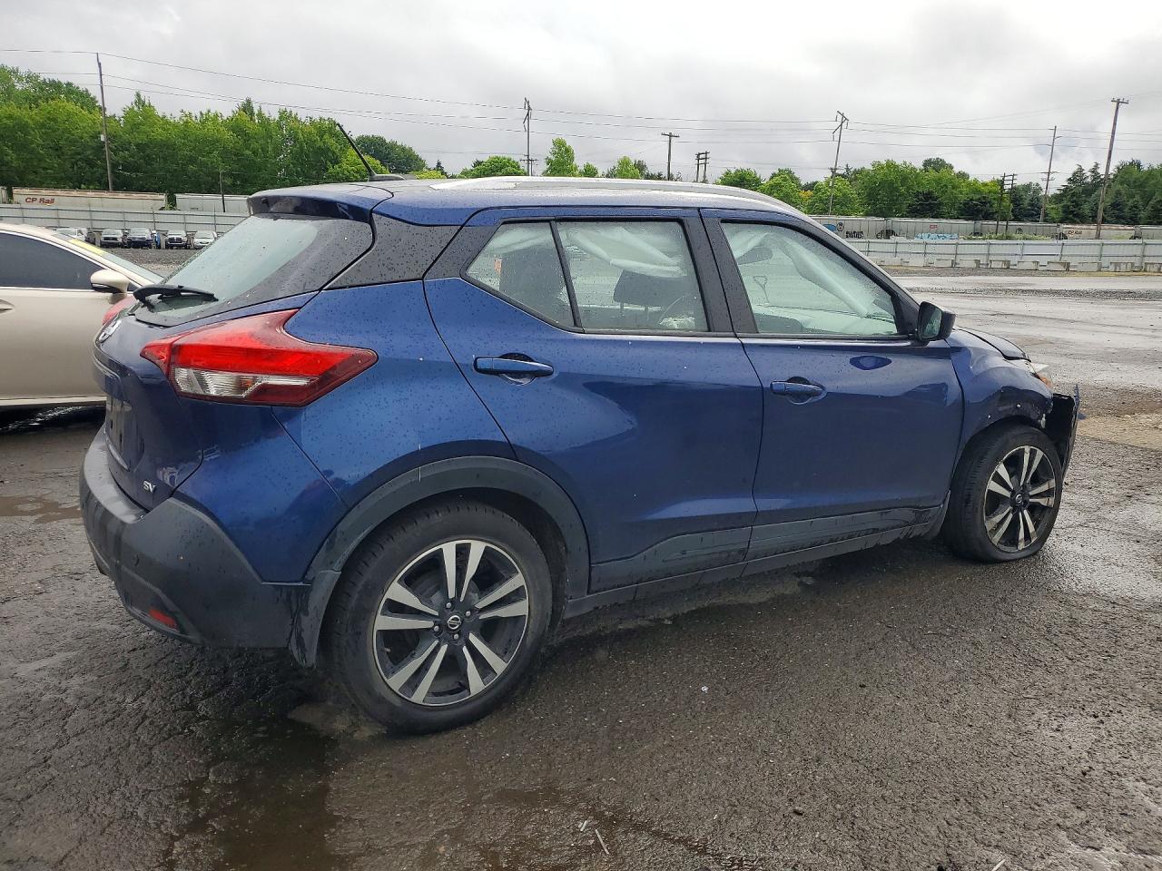 2018 NISSAN KICKS