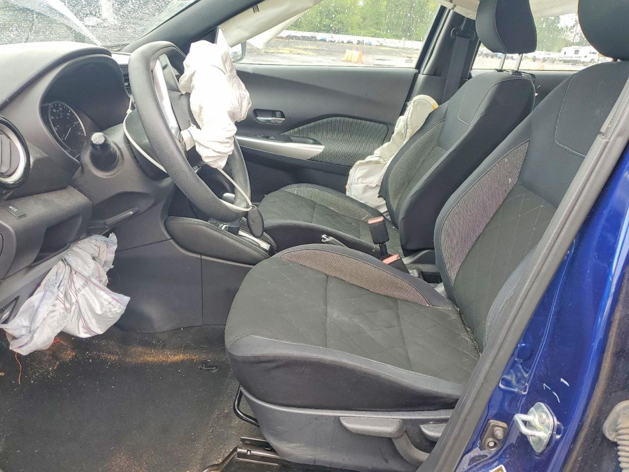 2018 NISSAN KICKS