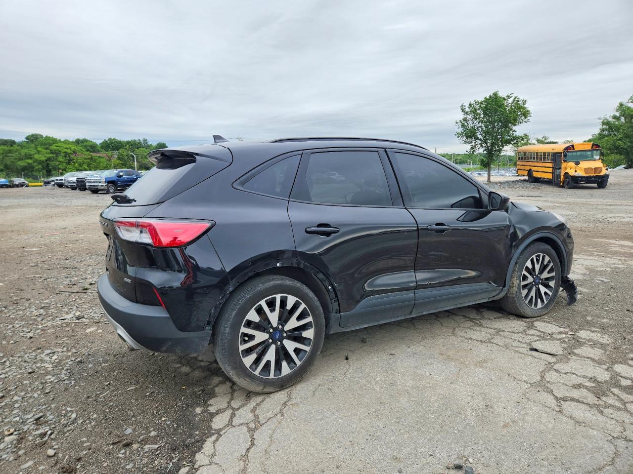 2020 FORD ESCAPE