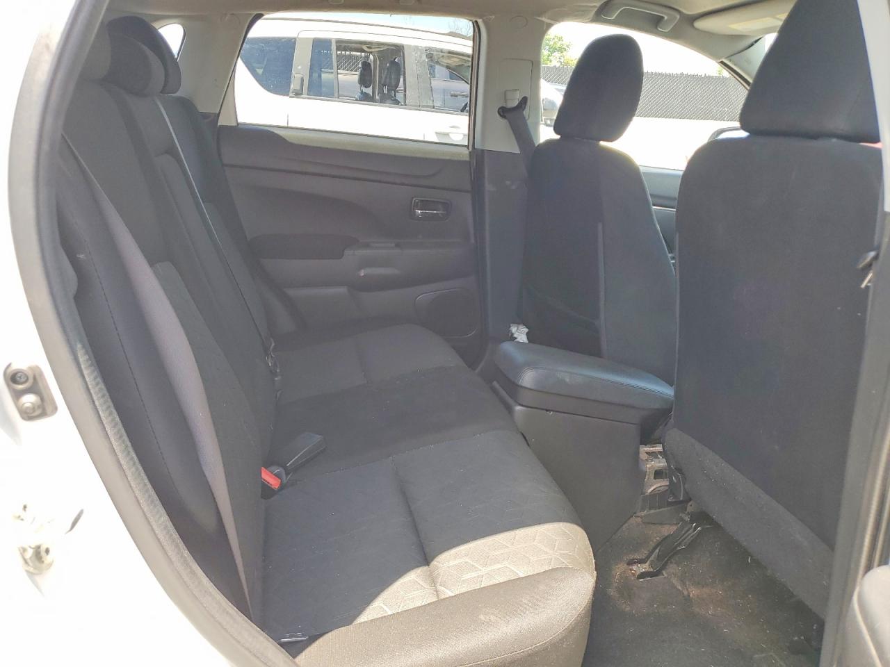 2020 MITSUBISHI OUTLANDER