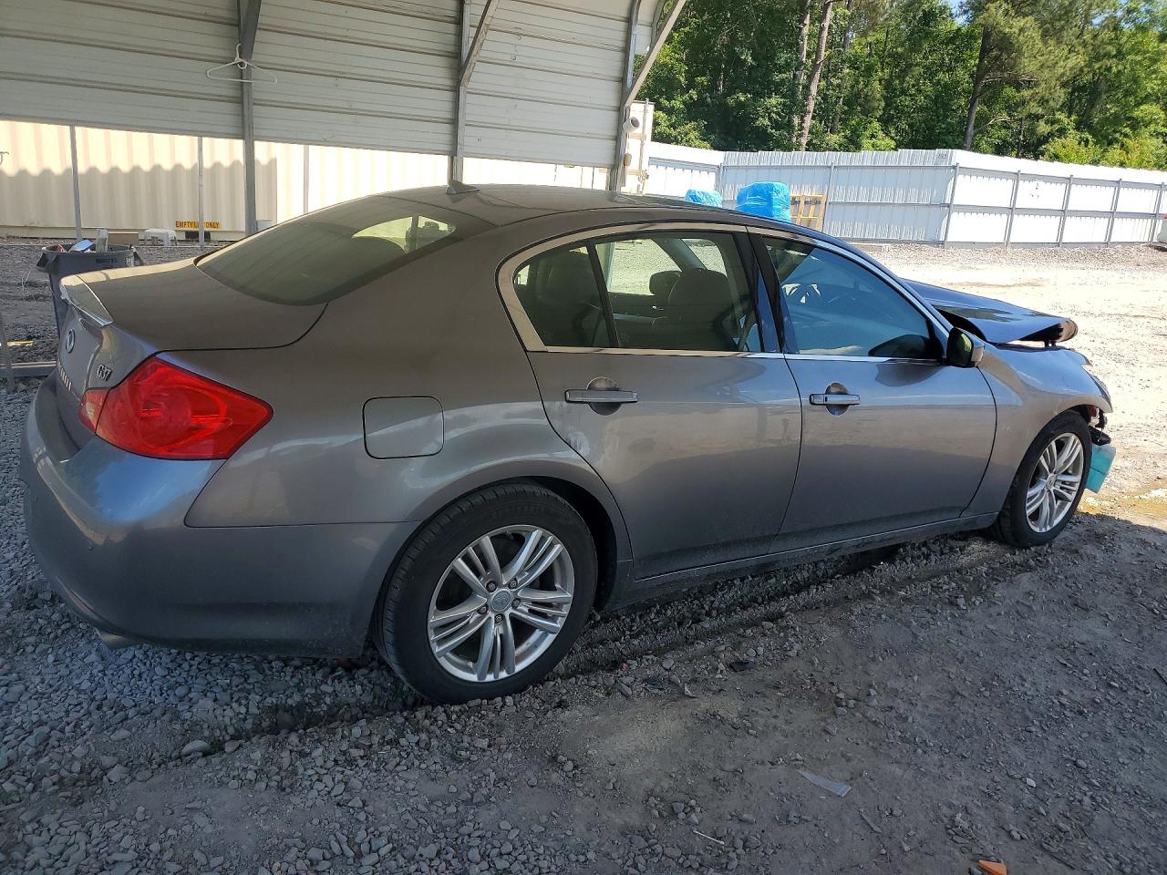 2013 INFINITI G37