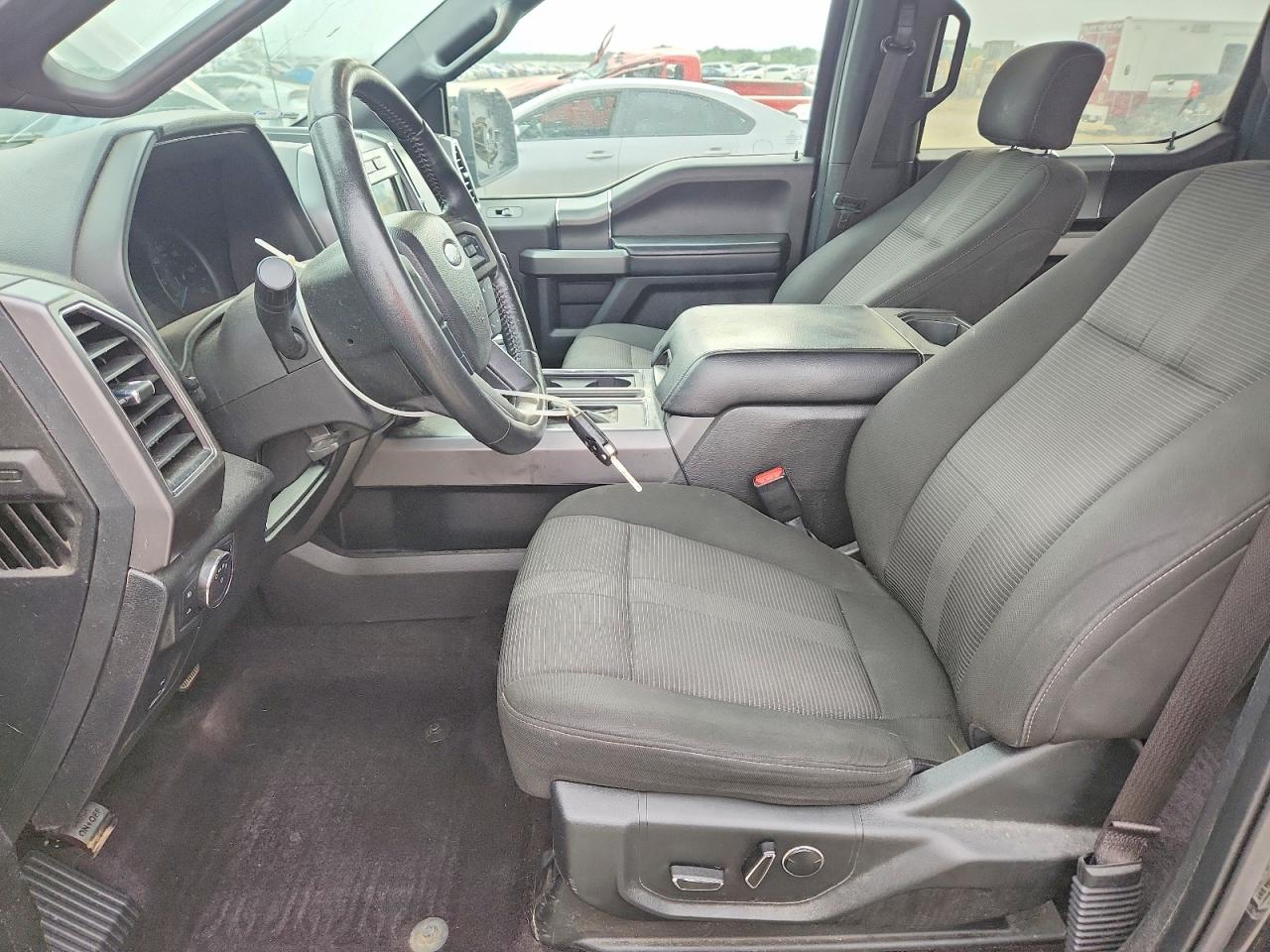 2017 FORD F150