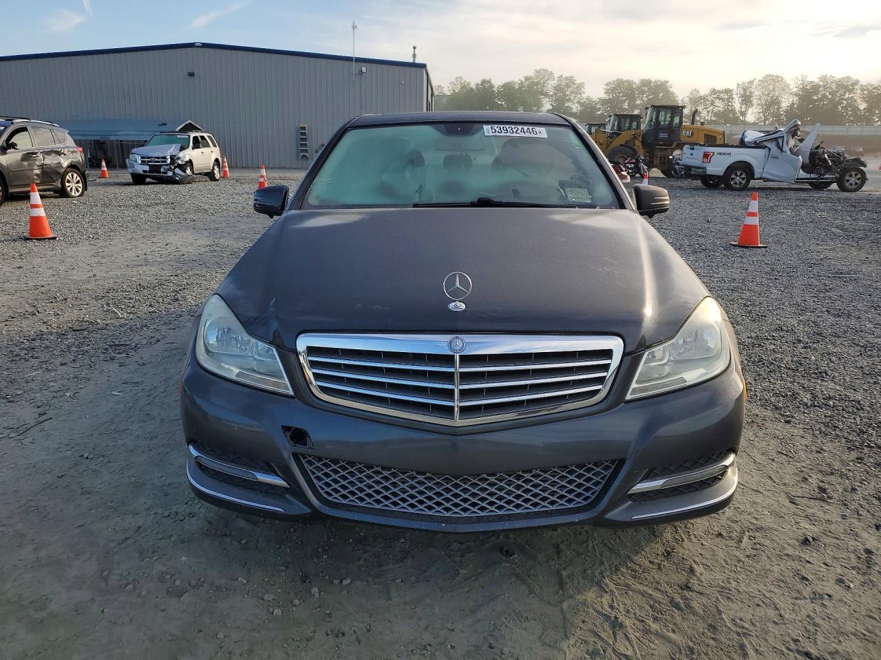 2014 MERCEDES-BENZ C-CLASS