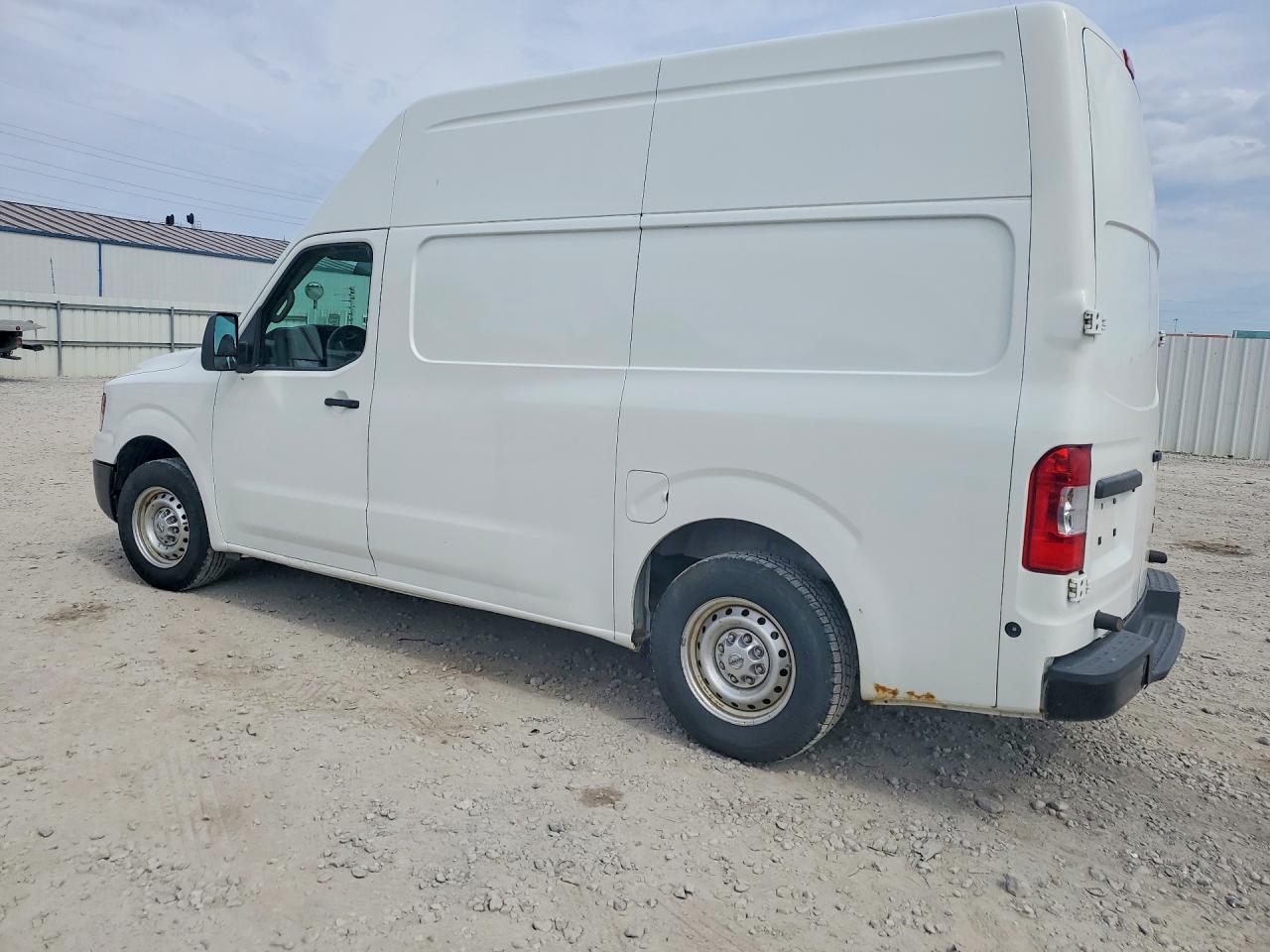 2014 NISSAN NV